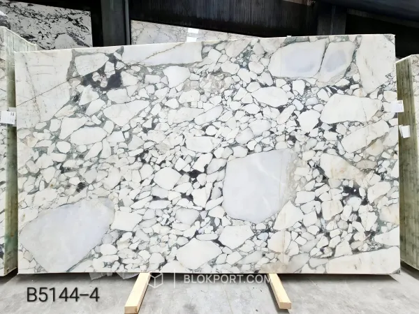 Calacatta Viola Honed Marble