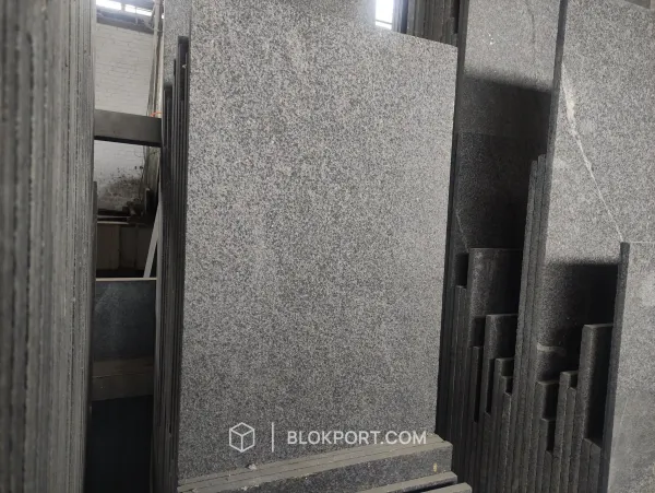Tiger Black Flamed Granite