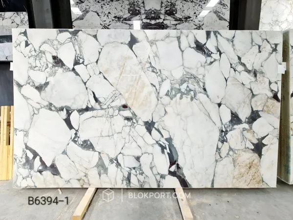 Calacatta Viola Honed Marble